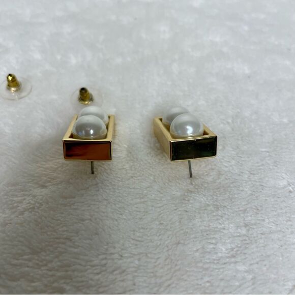 Vintage Earrings Faux Double Pearl Rectangular Post Pierced Retro 80s Gold Tone - Picture 4 of 9